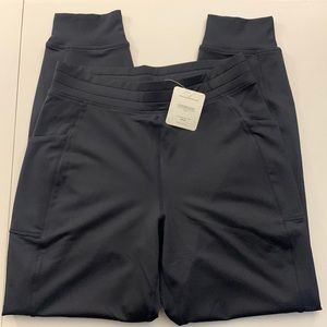 Fabletics on the go cold weather jogger size small